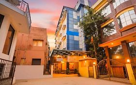 Hotel Savi Inn Near Bengaluru Palace